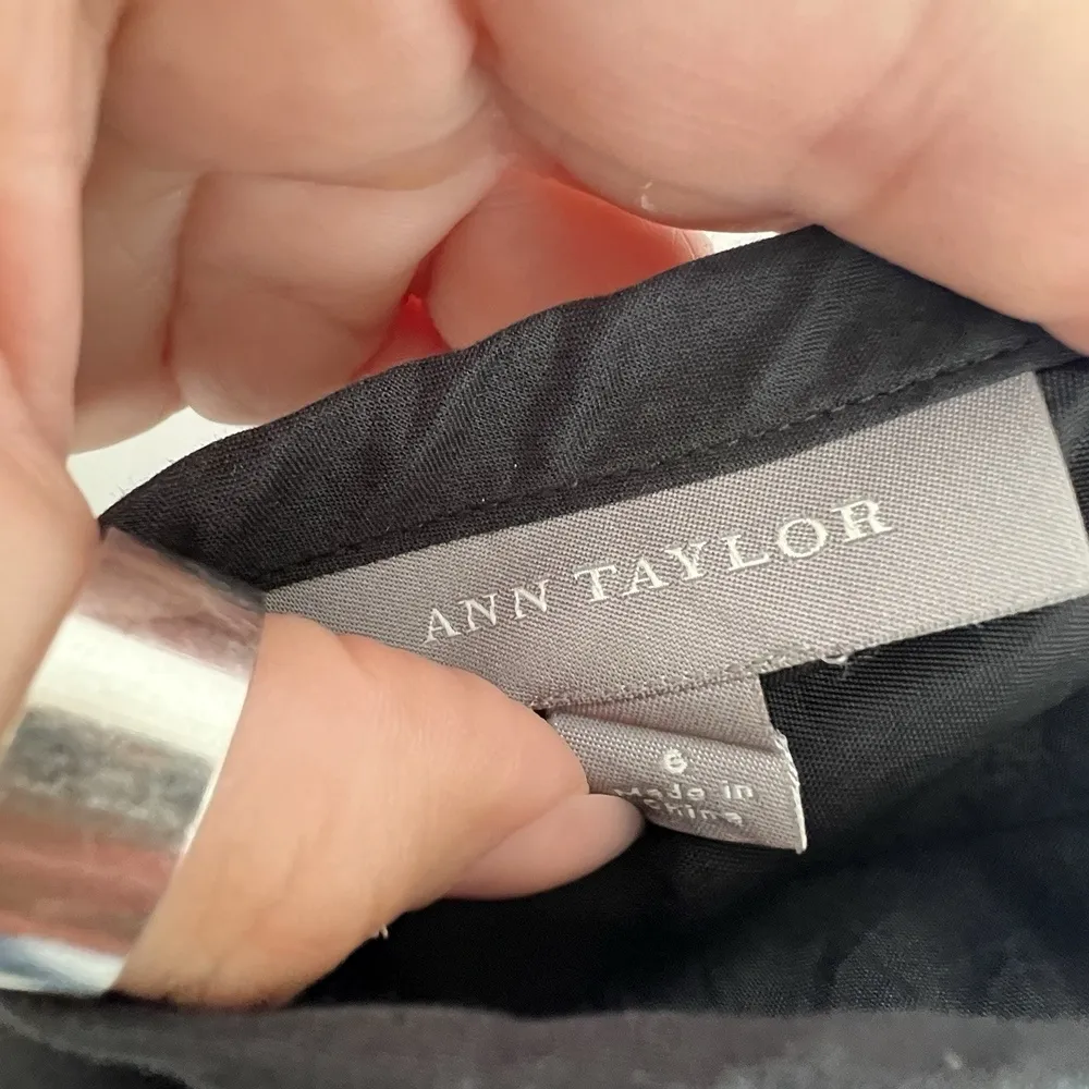 Ann Taylor Loft Floral Embroidered Skirt Size 6 Black A-Line Line NWOT - Image 10