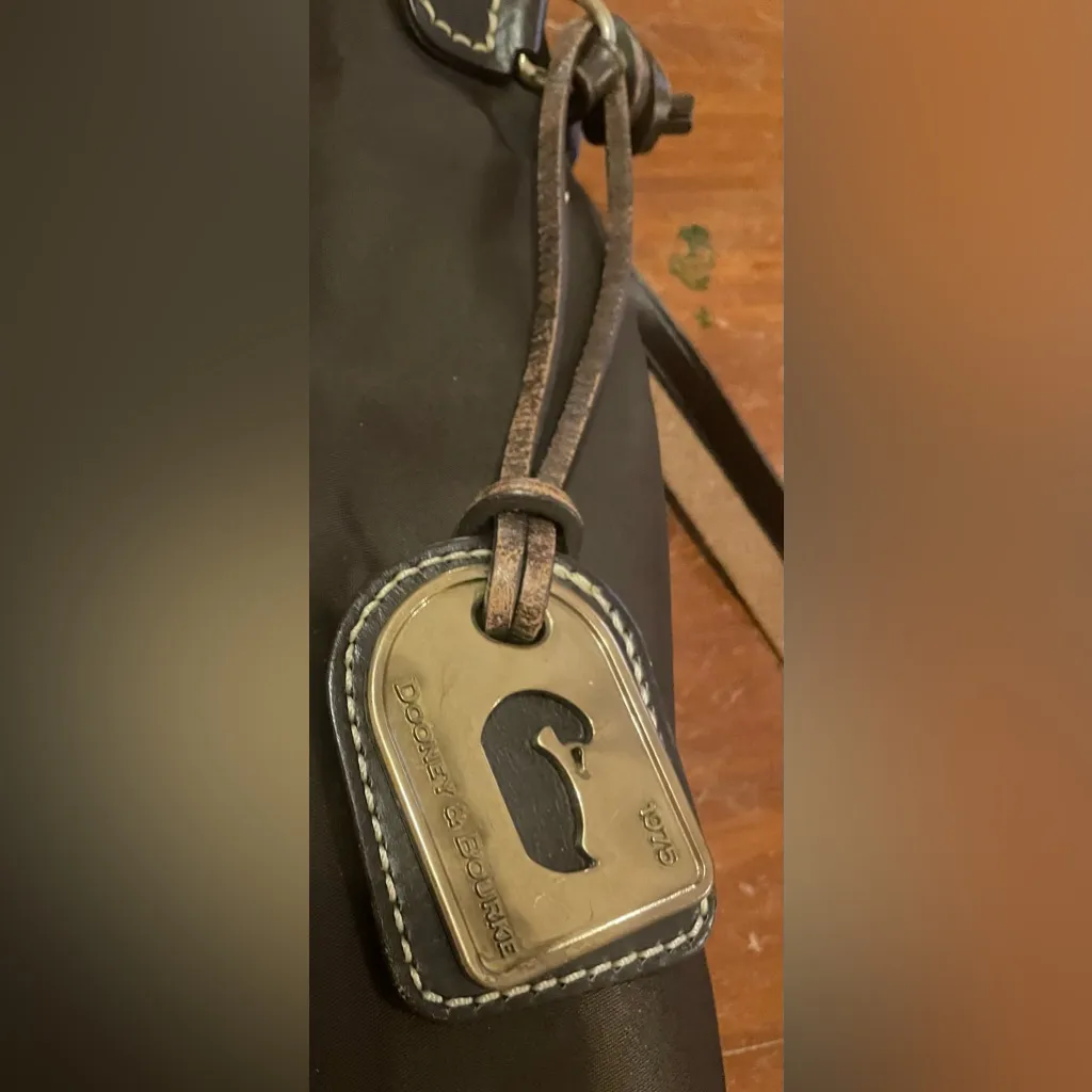 Dooney & Bourke Victoria Black Nylon Leather Trim Travel Tote Bag Pink Lining - Image 3