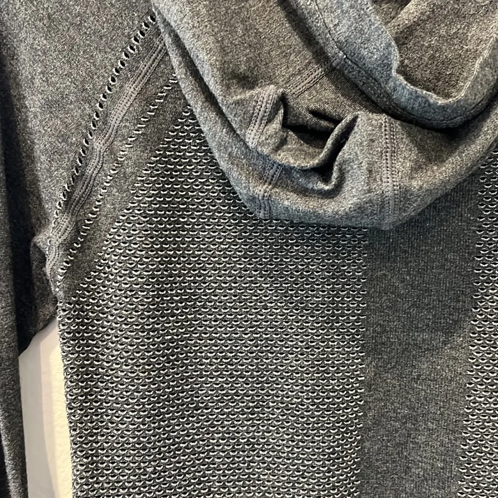 NWT Fabletics Anna Seamless Hoodie | Women’s Small - Image 6