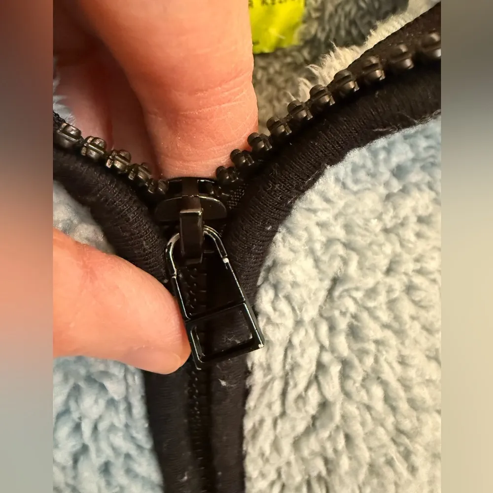 Playing for Keeps Blue Sherpa Fleece Pullover Quarter Zip size Small - Image 5