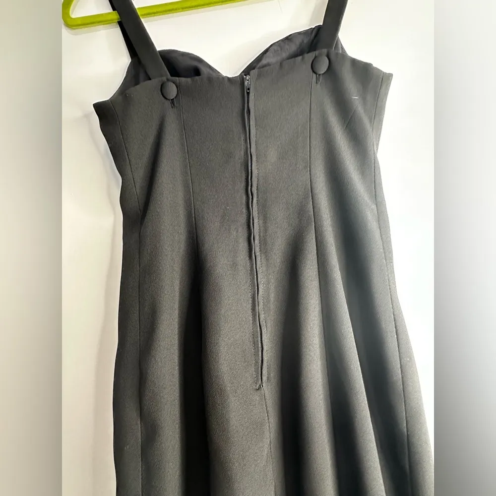 Sharagano of France XS Black Sheath Gown. Embroidered Bust. Low Slit. - Image 8