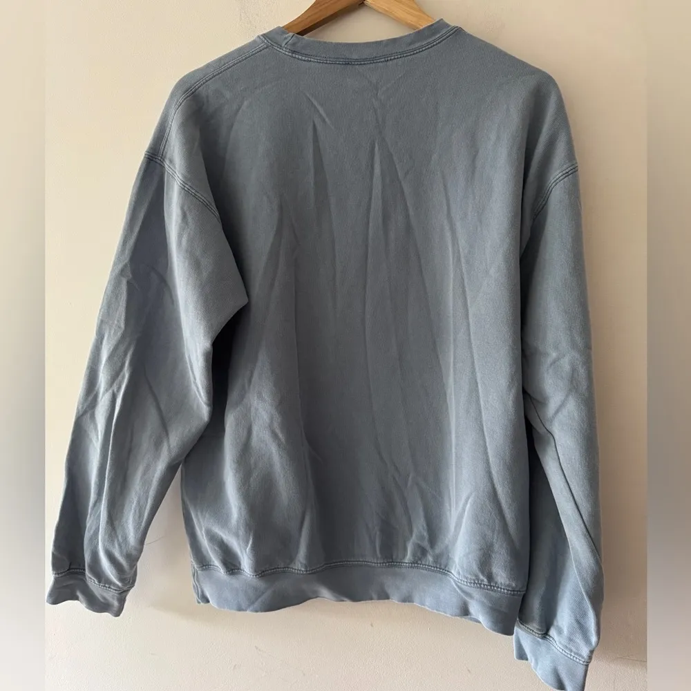 Cape Cod Blue and White Crewneck Sweatshirt Soft as a Grape Size M - Image 3