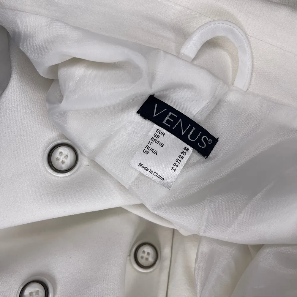 Venus • Coat • Winter • Fall • Office • Business Attire • Size 14 • Pockets - Image 7