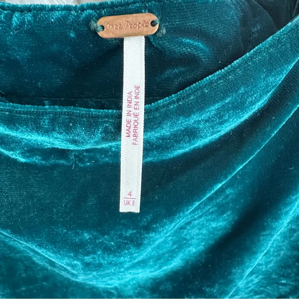Free People Dark Green Annalise Velvet Mini Skirt Size 4 - Image 5