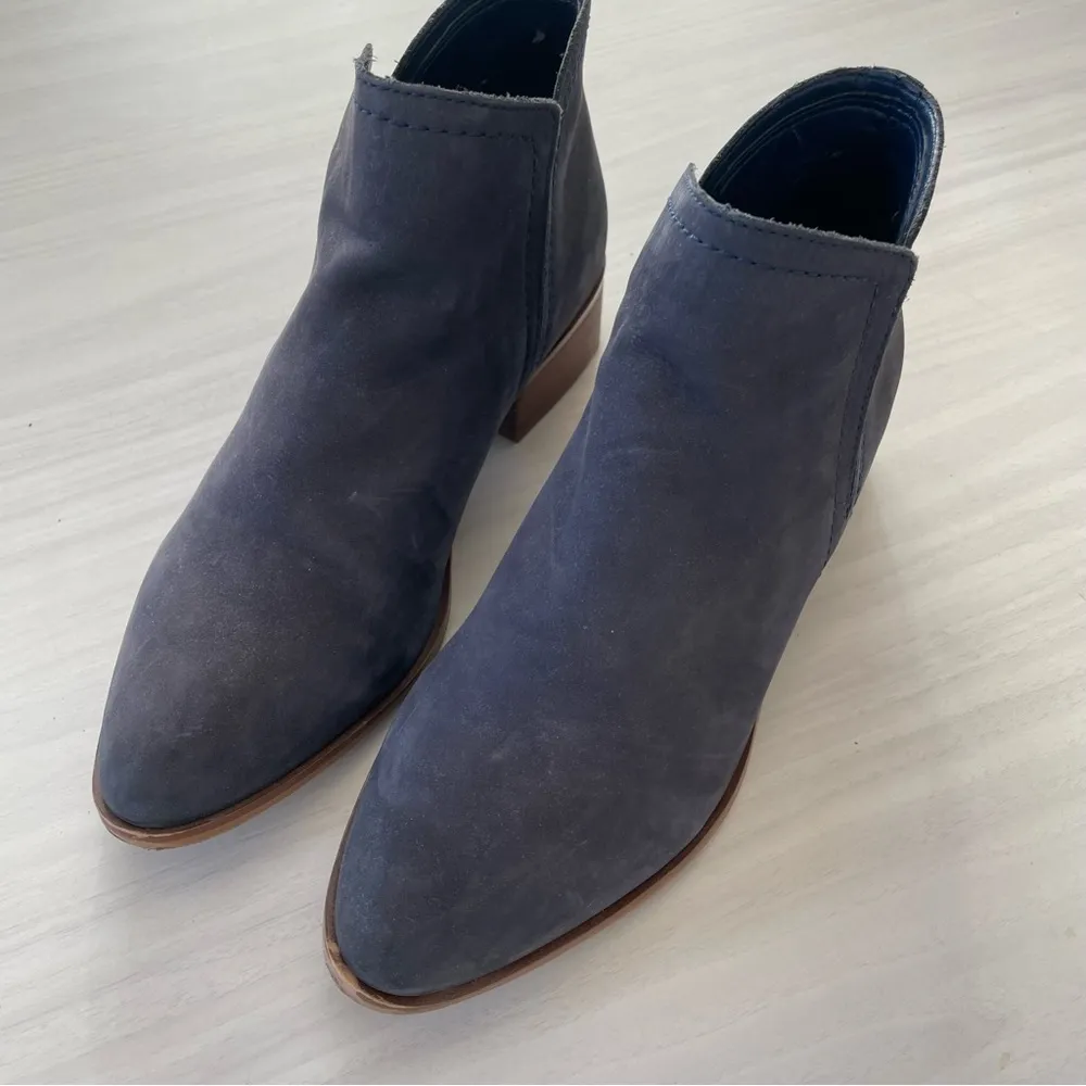 Aldo Gweria Heeled Ankle Boots Navy - Image 4