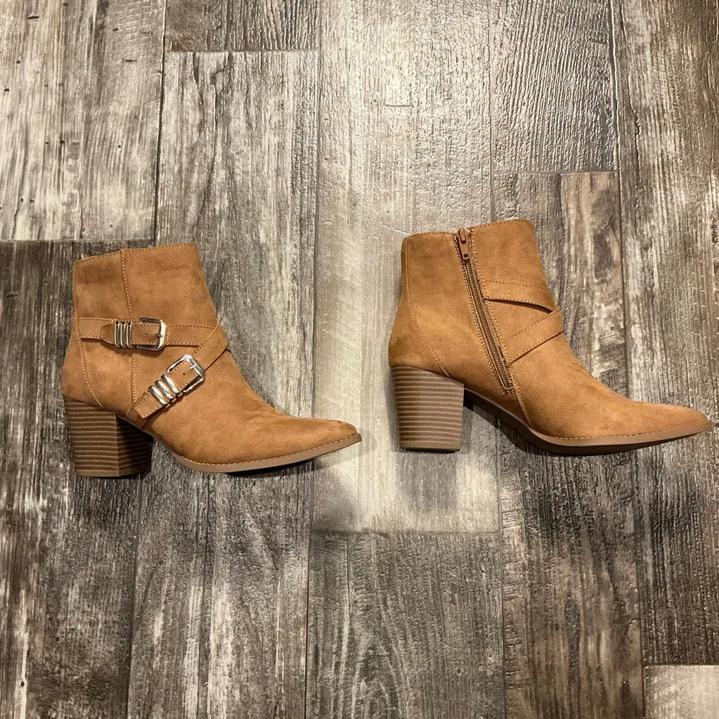 Sun + Stone Stylish Tan Ankle Boots Size 8 - Image 11