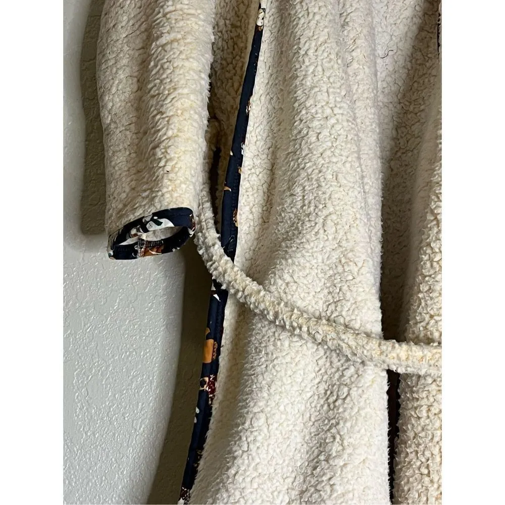 Vera Bradley Limited Edition Holiday Dogs Fluffy Fleece Robe - Size S/M - Image 4