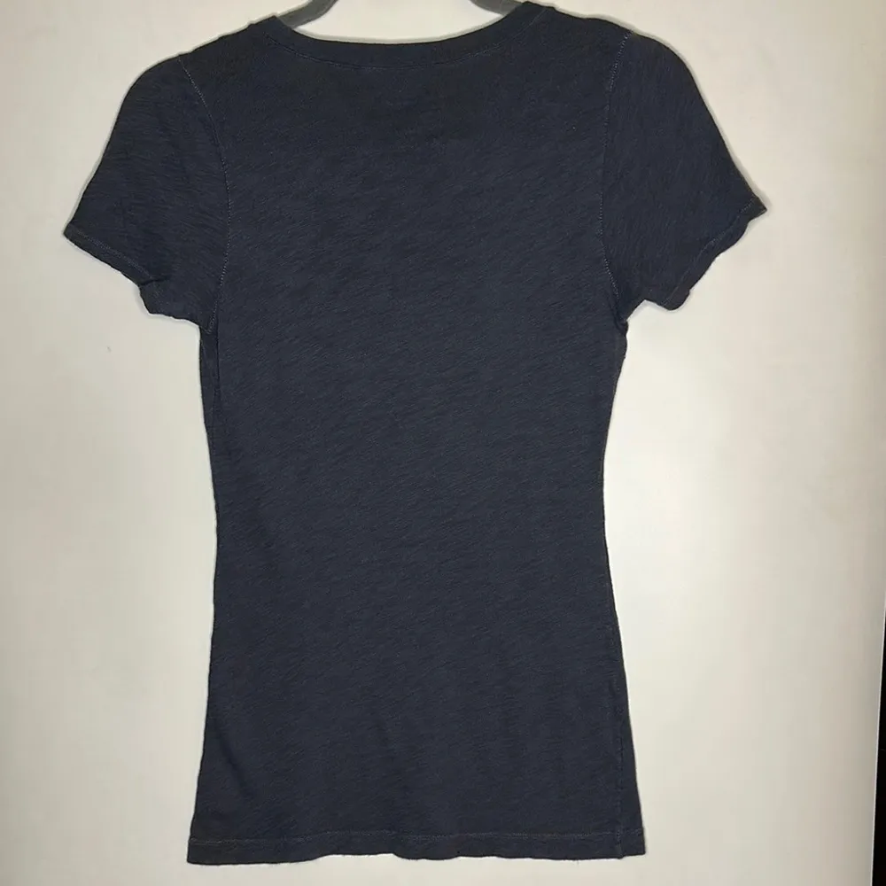 American Eagle Outfitters Love Graphic Tee - Image 3
