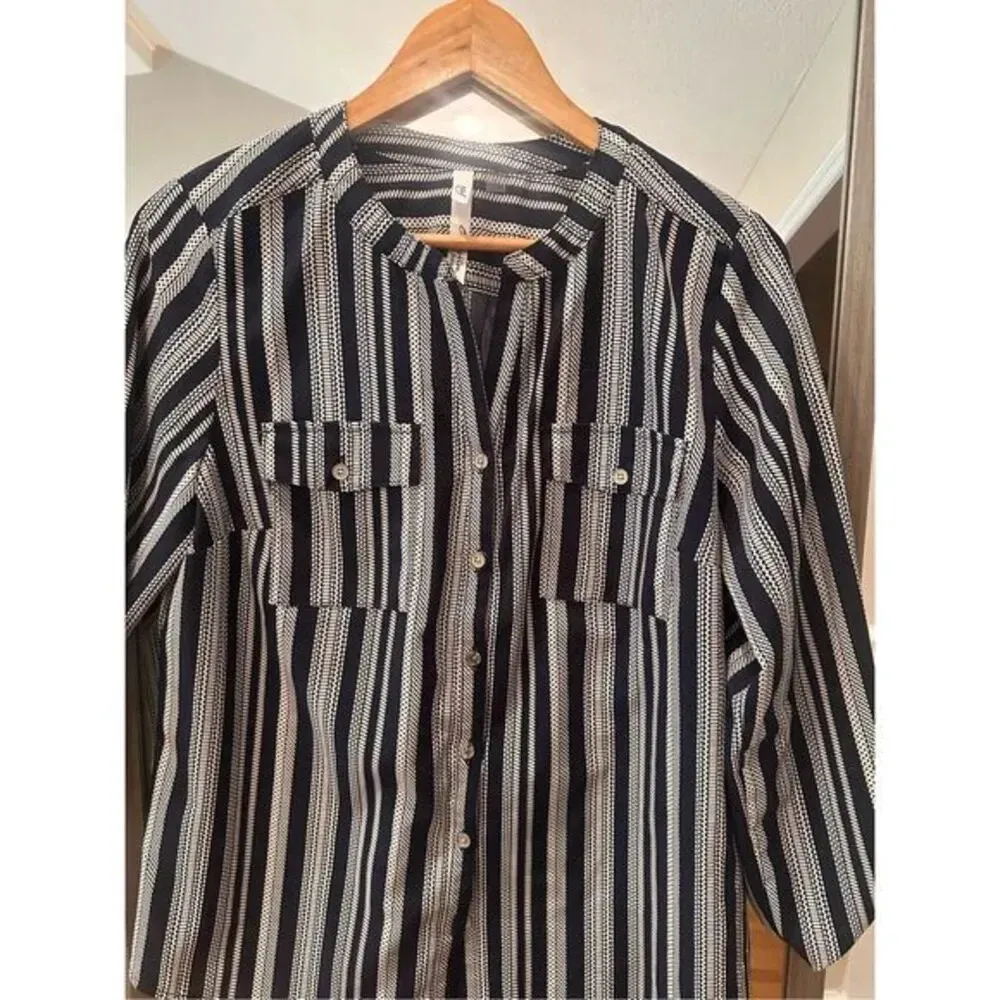 NY Collection Petite Button Up Shirt Black White Large - Image 2