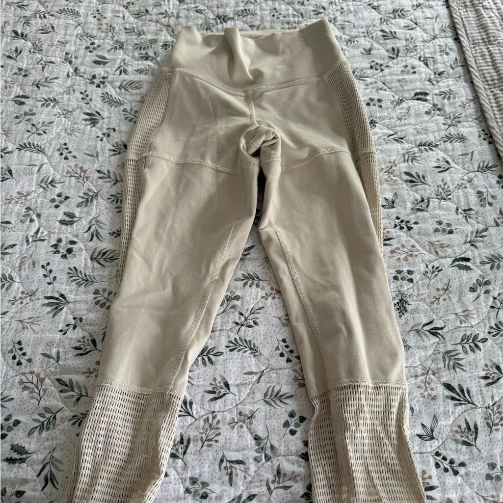 Alo Yoga Cream Mesh Side Leggings - Image 6