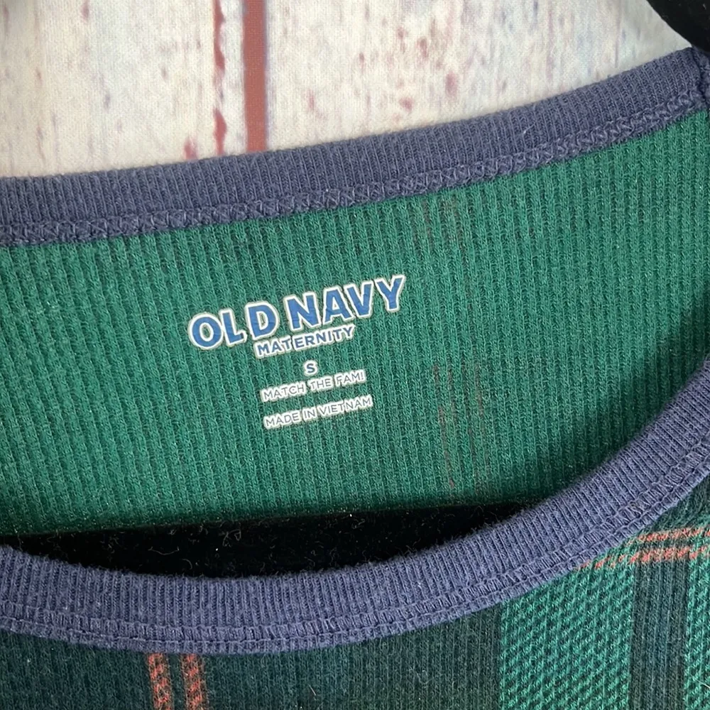 Old Navy  plaid maternity top - Image 2