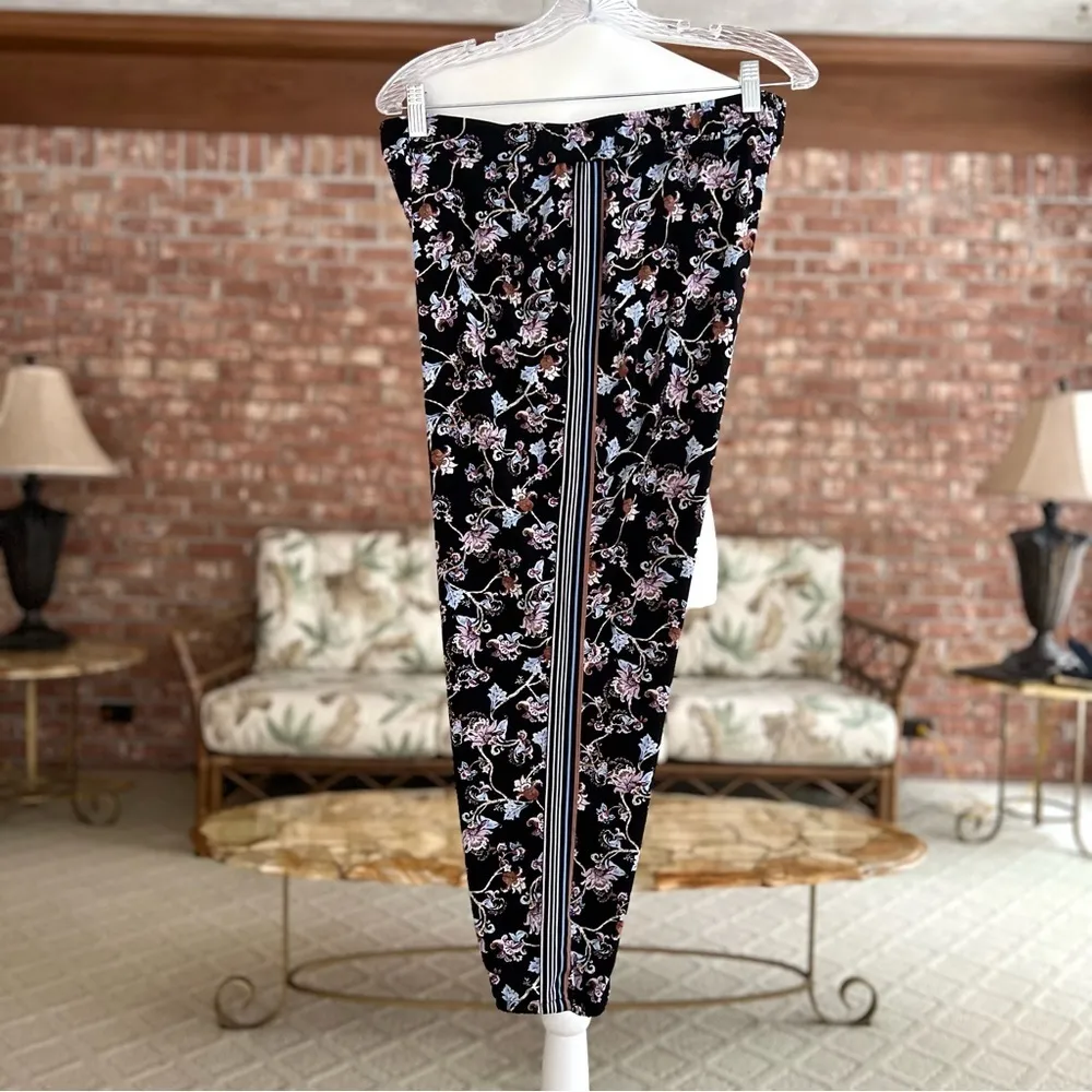WHBM The Jogger Cropped Floral Black M Jersey Knit Athleisure Dressy Travel Pant - Image 14