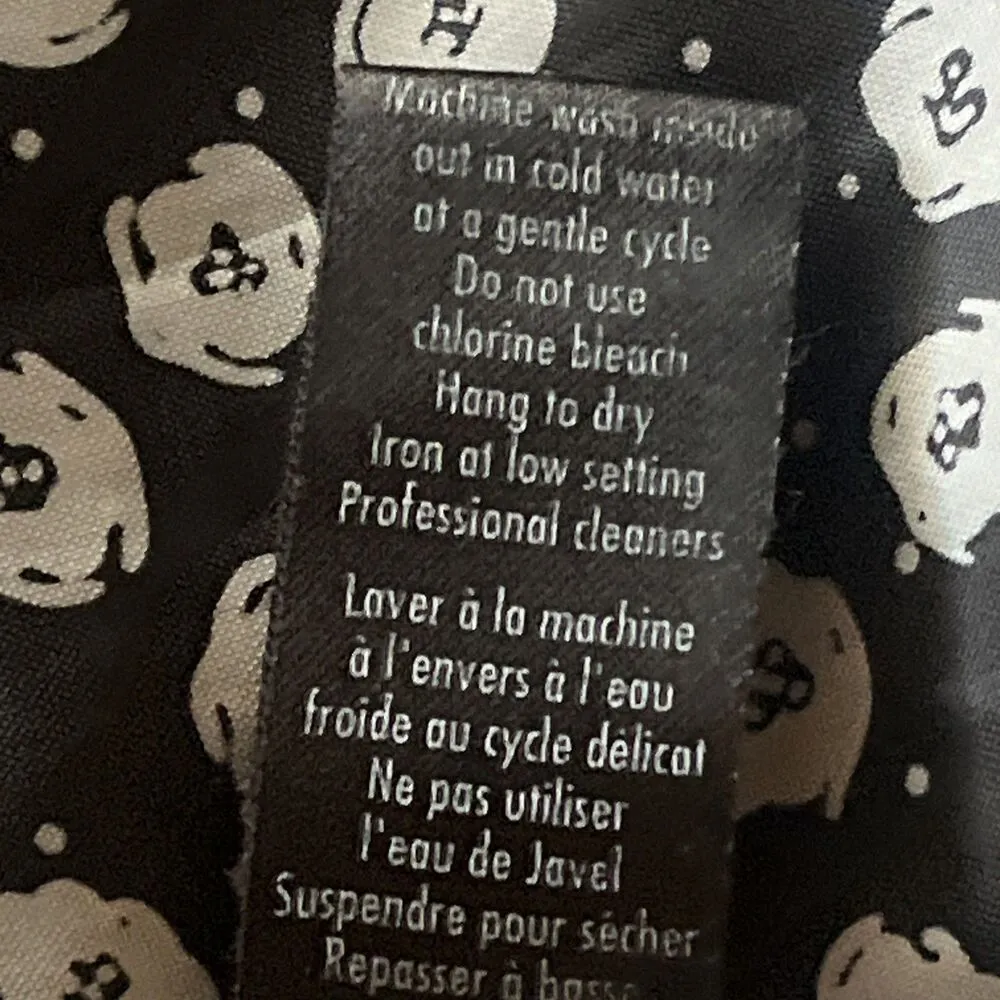 XXI Forever 21 Black Light Weight Spring Summer Four Button Coat Medium - Image 4