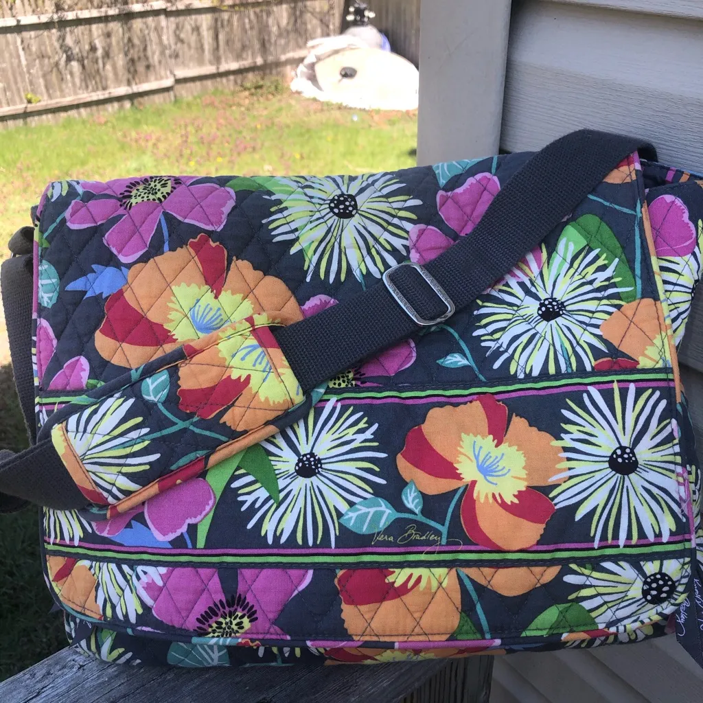 Vera Bradley  Stylish Laptop Messenger Bag - Image 3