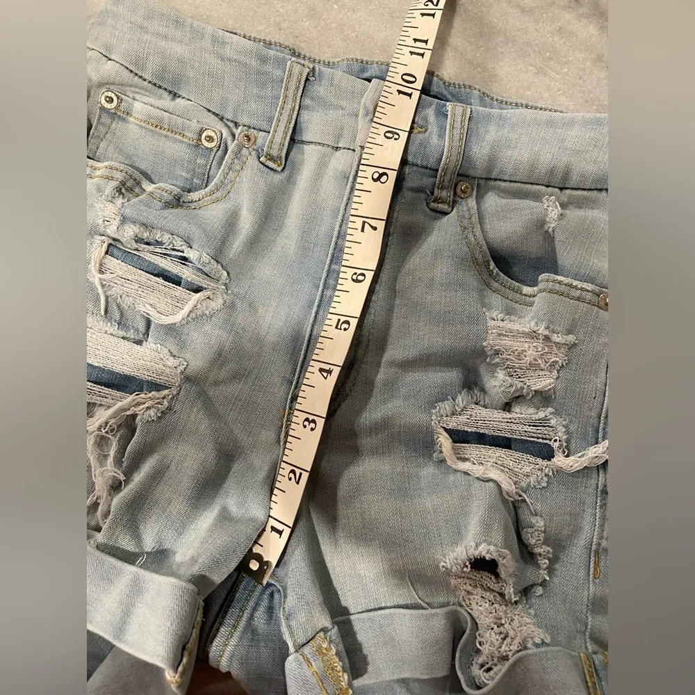 Aero Size 4 High Rise Curvy Midi Distressed Roll Hem Cut Off Denim Shorts 3” - Image 6