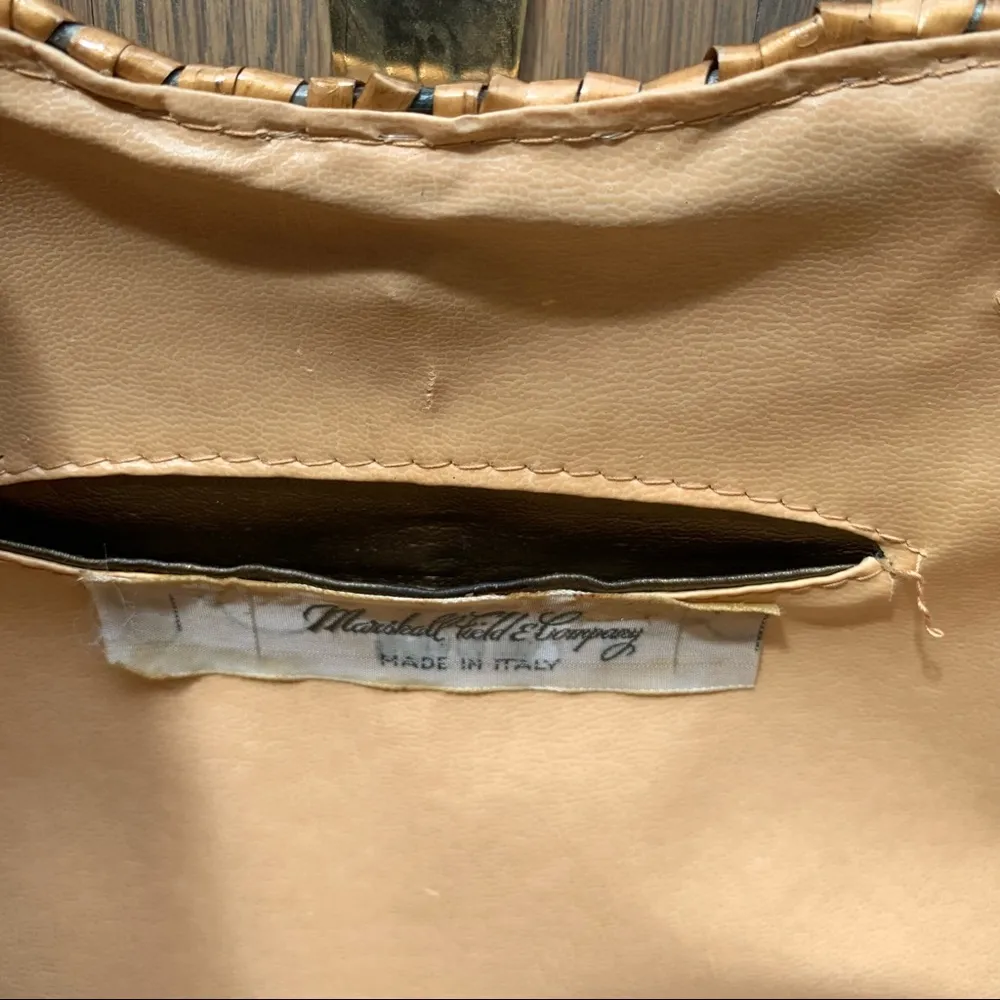 Vintage Marshall Fields Woven Straw Natural Clutch in Tan with Gold Closure - Image 4