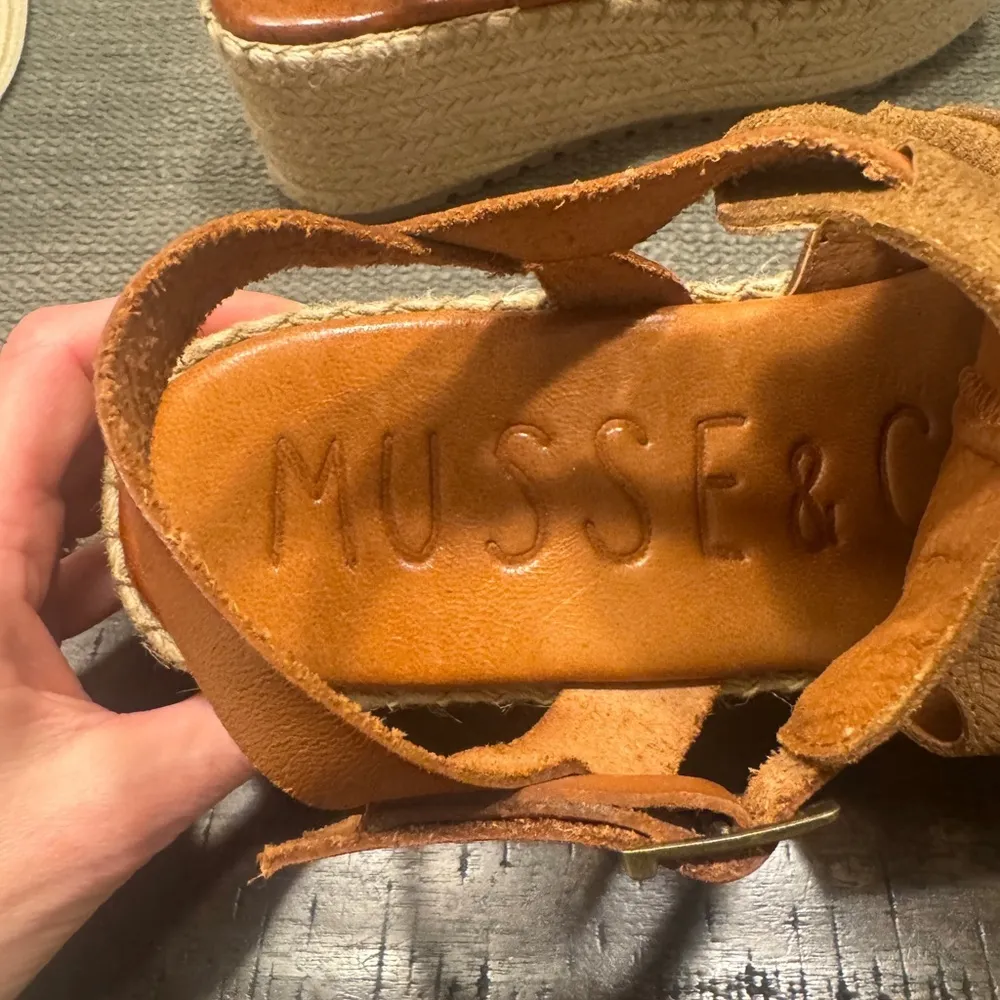 Women's Musse & Cloud Brown Sandals - Image 7