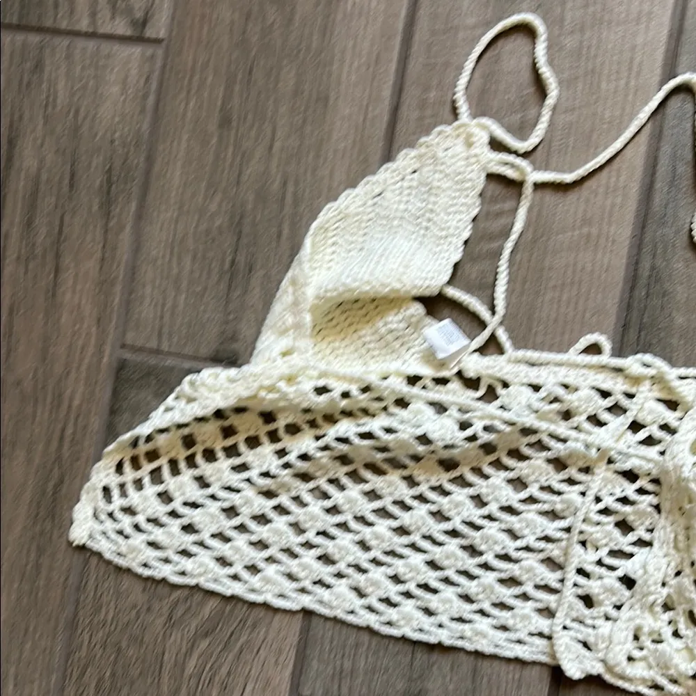 Crochet Halter Top in Cream Size M - Image 3