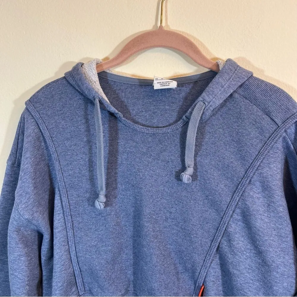 Nike Women’s Blue Cropped Hoodie XS - Image 2