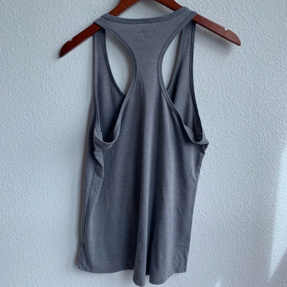 Oakley Hydrolix Gray Racerback Tank Medium - Image 2