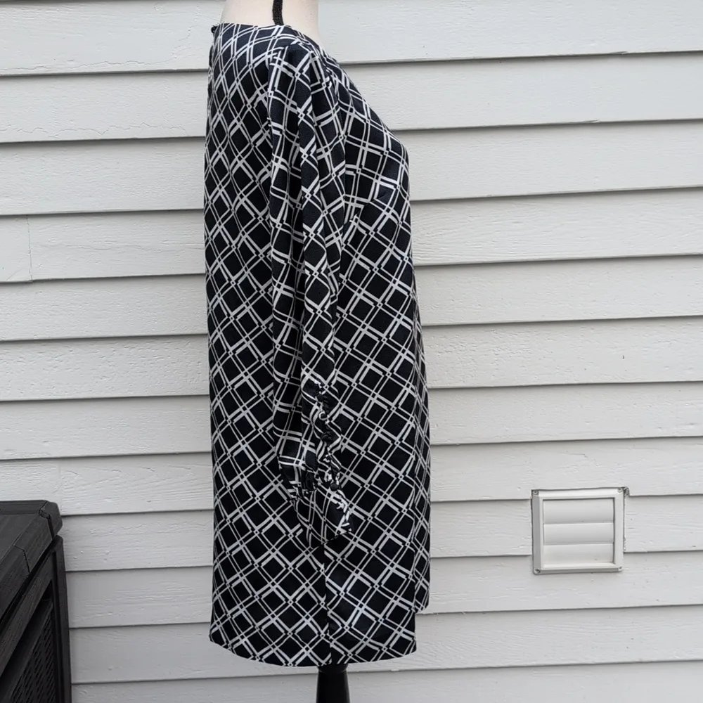 Banana Republic 10P Longsleeve Geometric Dress - Image 3