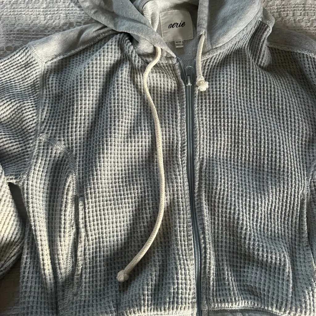 Aerie Light Gray Waffle Knit Hoodie - Image 3