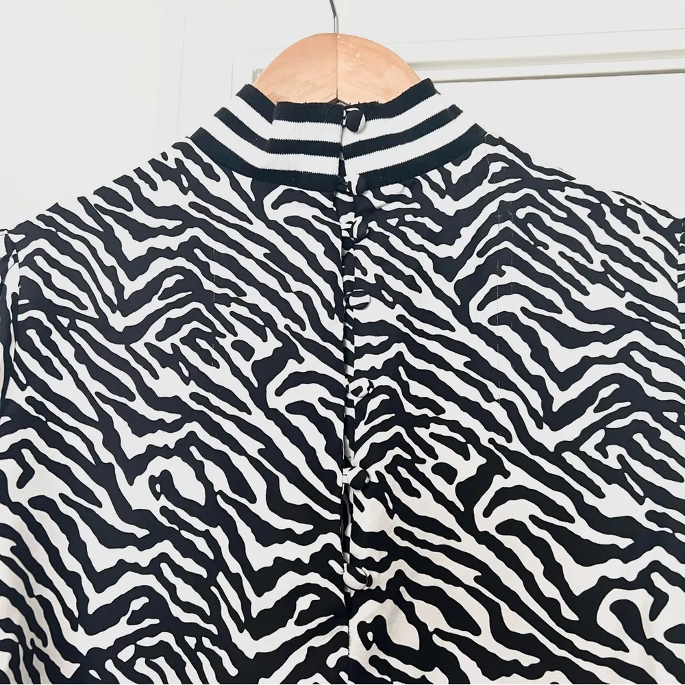 Hunter Bell Zebra Printed Sydney Top - Image 10