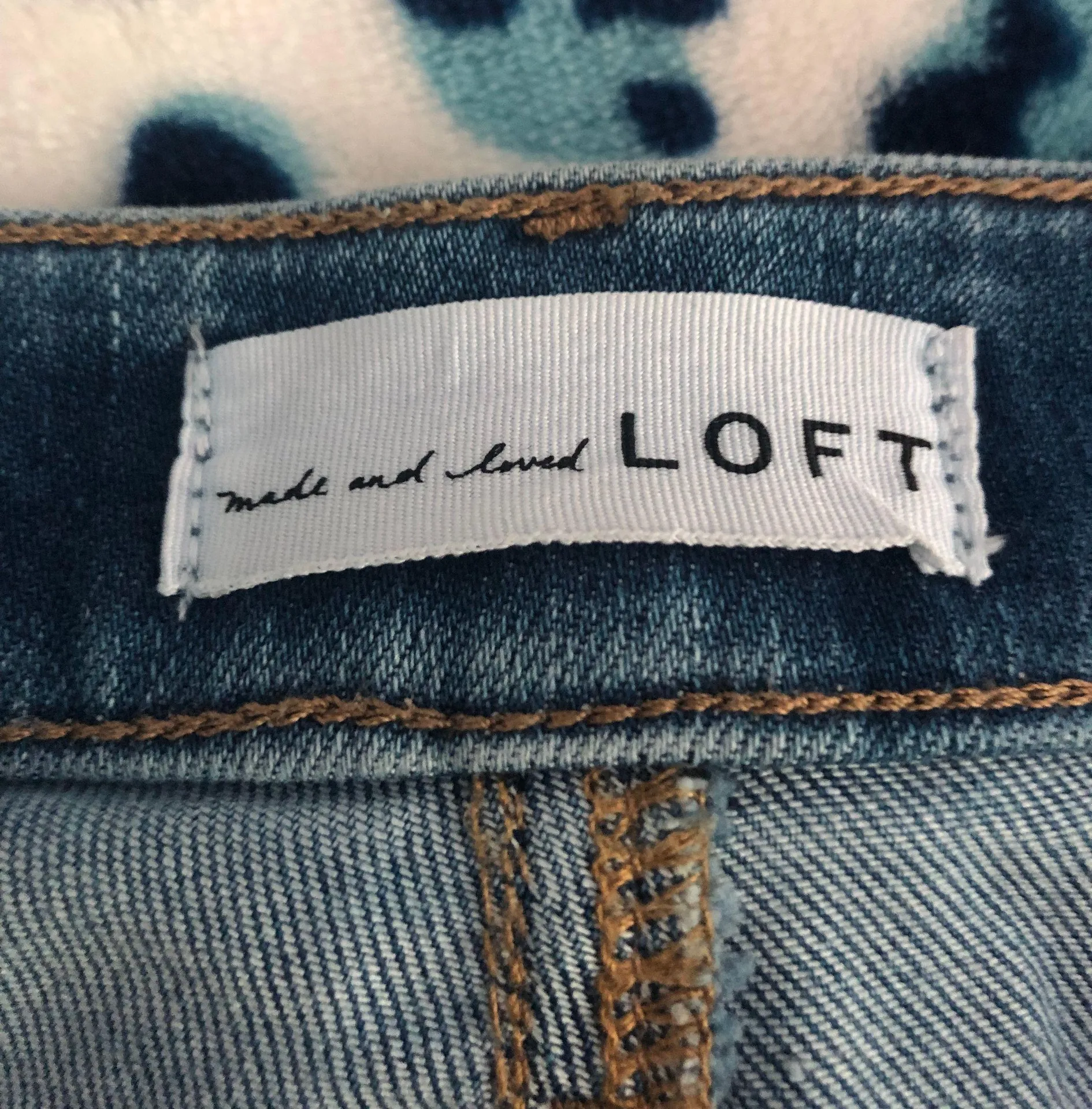 Loft Jeans - Image 2
