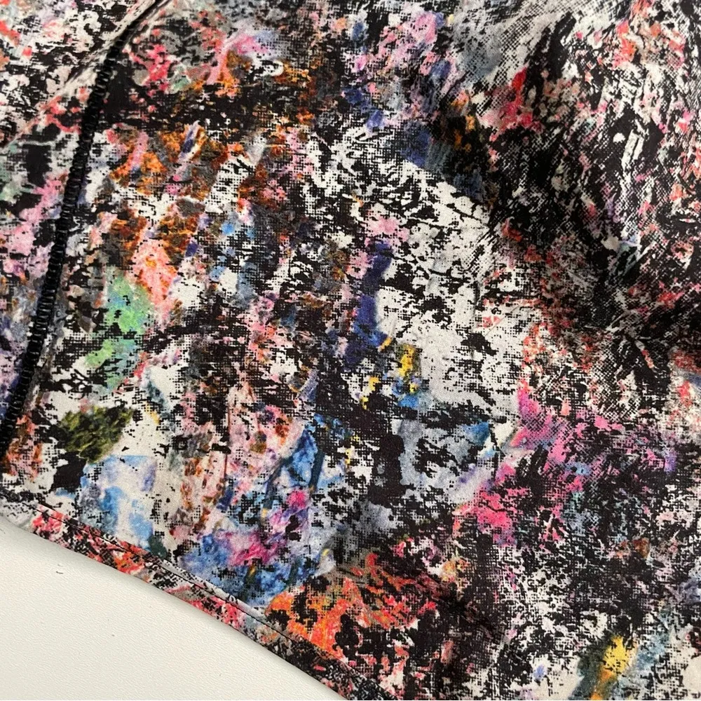 Lululemon Hottie Hot Short Reflectors Built In Liner Mesh Vitalize Multi 12 Tall - Image 5