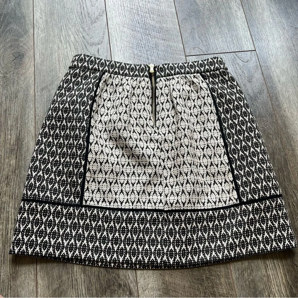 J. Crew Textured Jacquard Block Print Black and White Graphic Mini Skirt Size 8 - Image 11