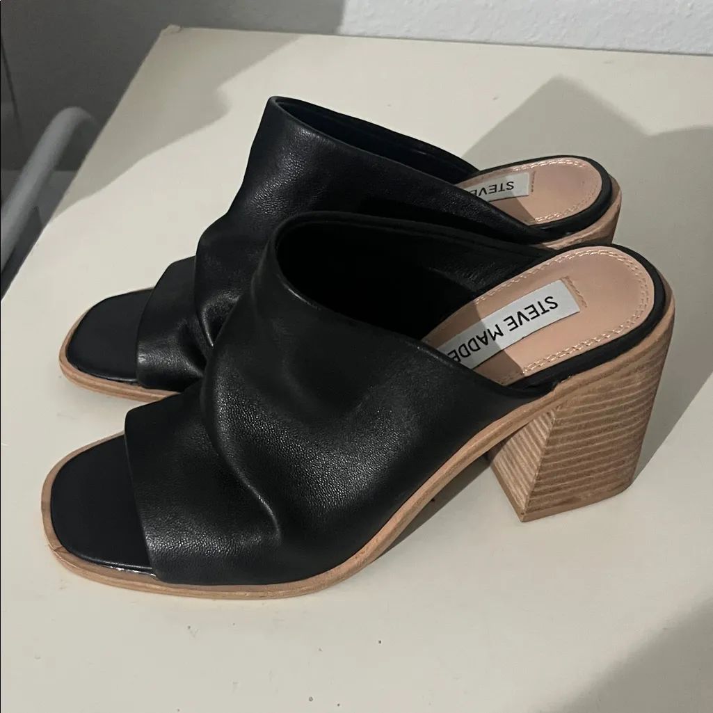 Steve Madden Women’s Cru Leather Block Heel Mule Sandal Size 6.5 Black - Image 3