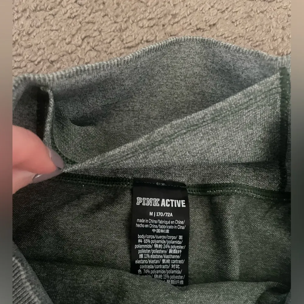 Victoria’s Secret (PINK) Two-Tone Seamless Activewear Leggings, Size M - Image 9