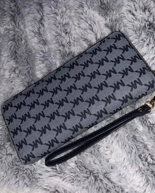 Michael Kors  Wallet  - Image 2