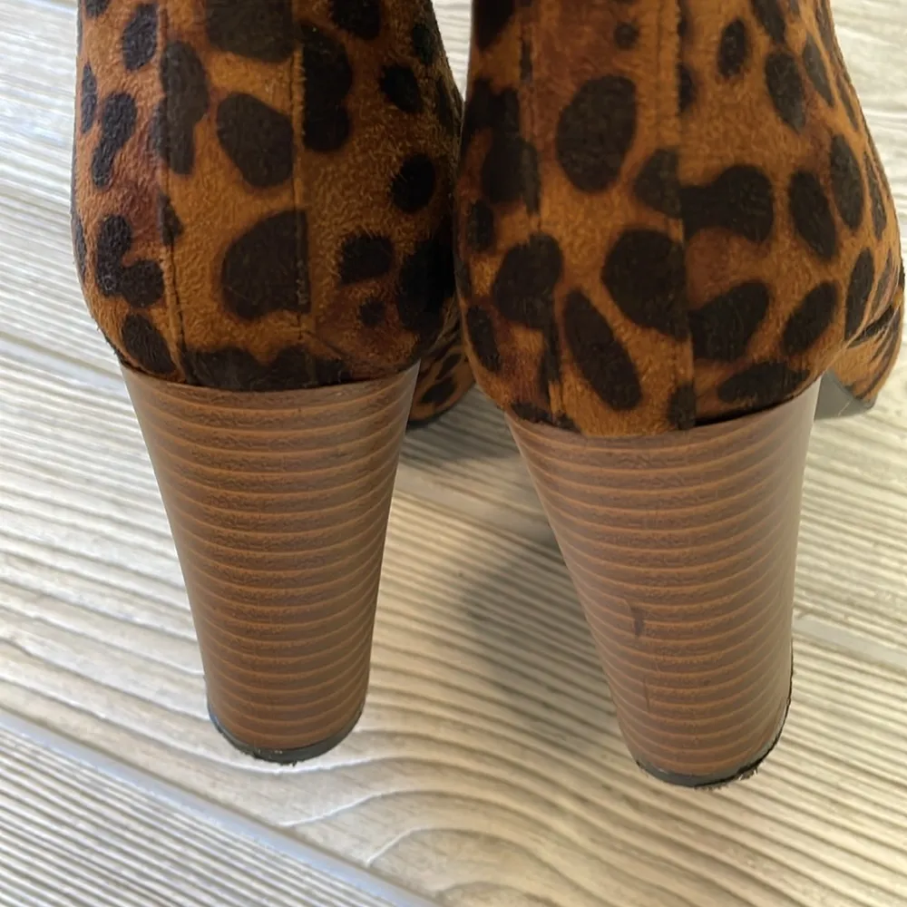 Beast Fashion Leopard Print Suede
High Top Boot - Image 5