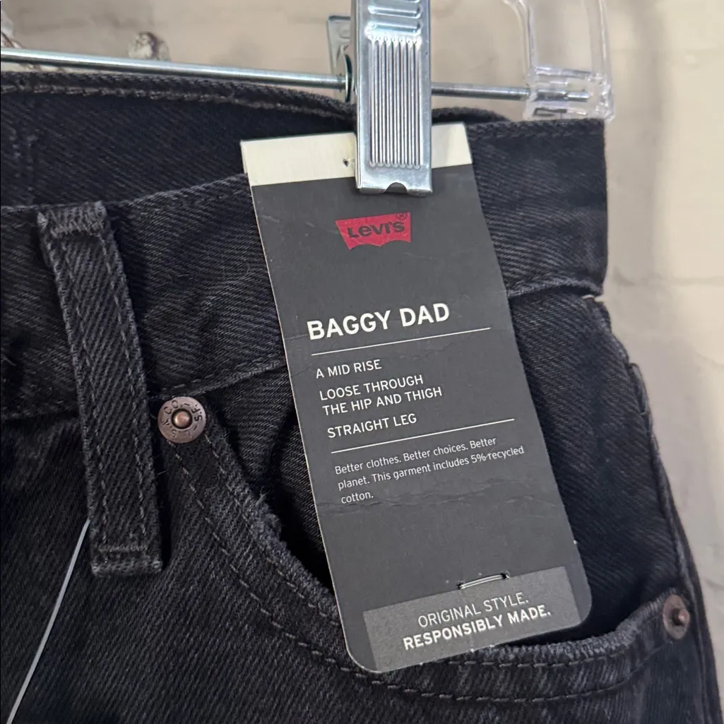 Levi's Baggy Dad Jeans Women's 26x30 Black Straight Leg Mid-Rise Distressed NEW - Image 4