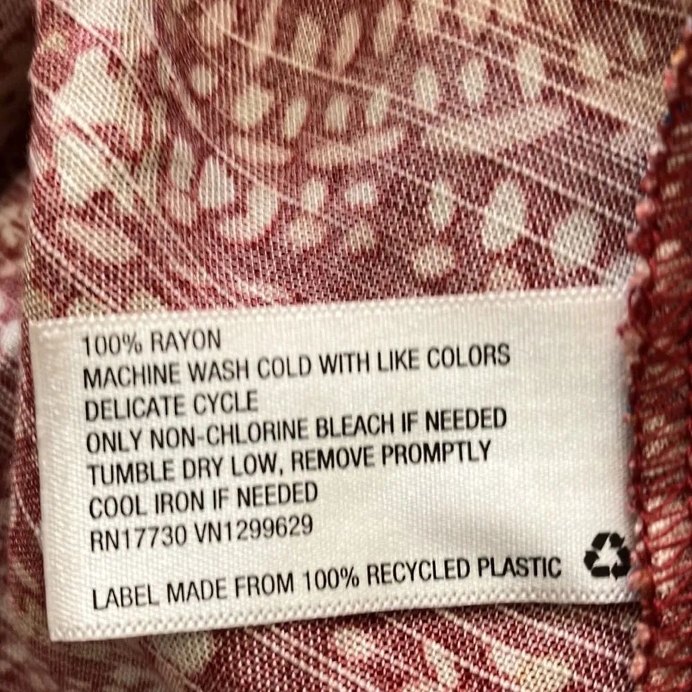 NWT Knox Rose boho drop sleeves button cuffs front covered button… - Image 8