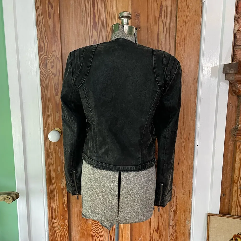 BNCI Black Faux Leather Asymmetrical Cropped Zip Sleeve Moto Jacket - Image 5