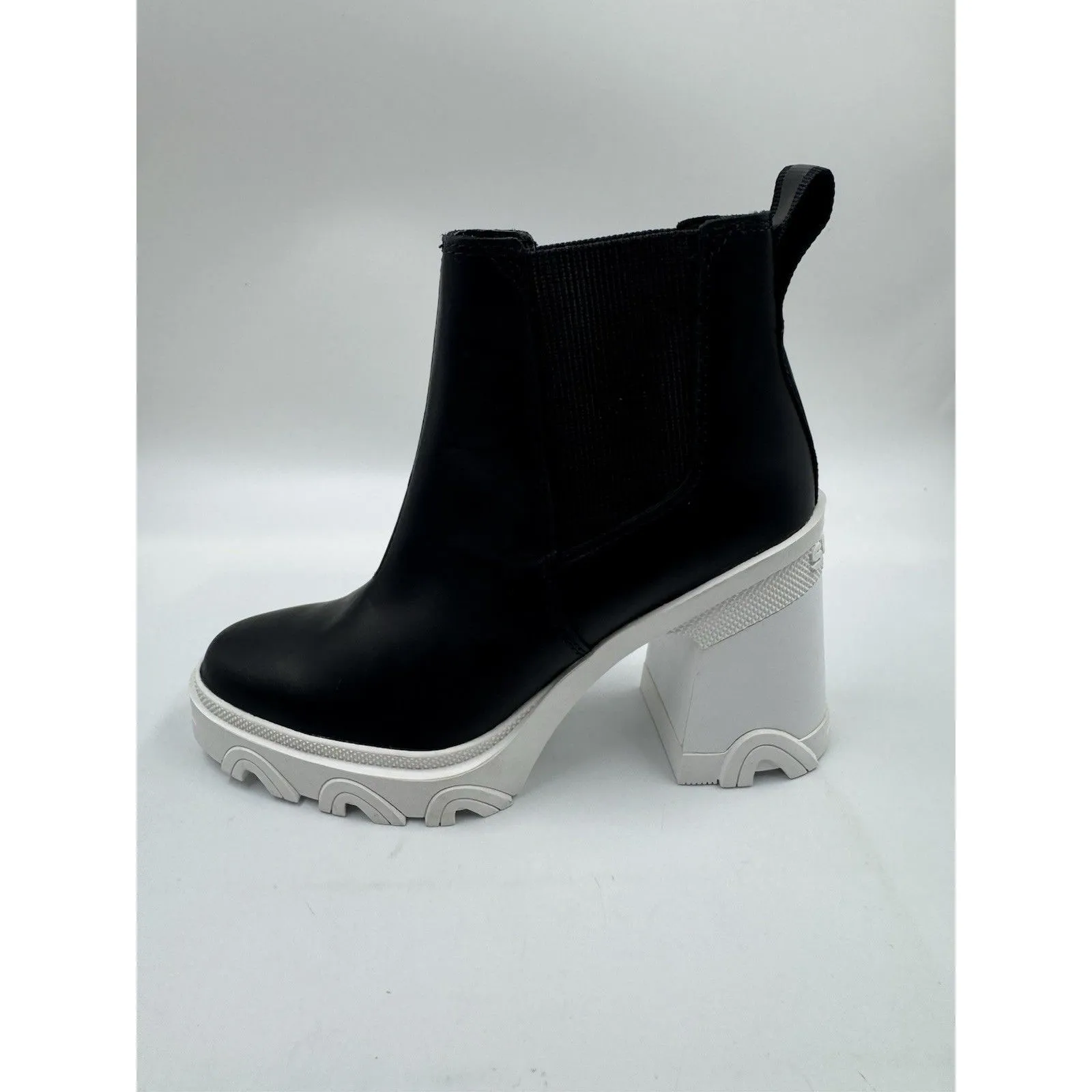 Sorel Brex Chelsea Heeled Ankle Black/White Booties, Waterproof Women’s Size 5.5 - Image 15