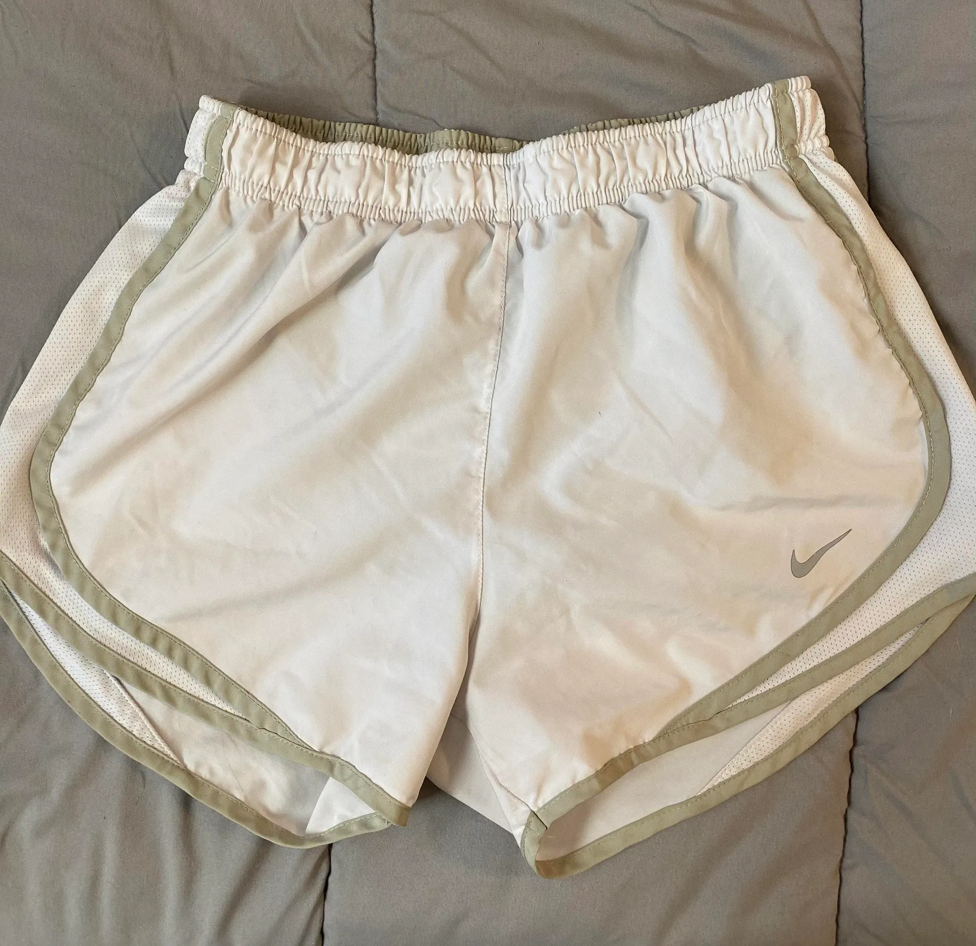 Nike Dri-fit Shorts - Image 3