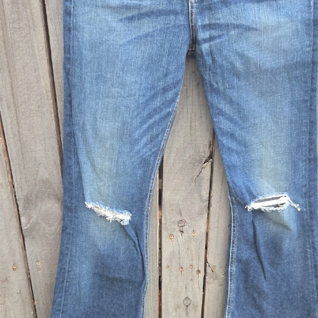 rag & bone Distressed Flare Jeans in Blue - Image 4