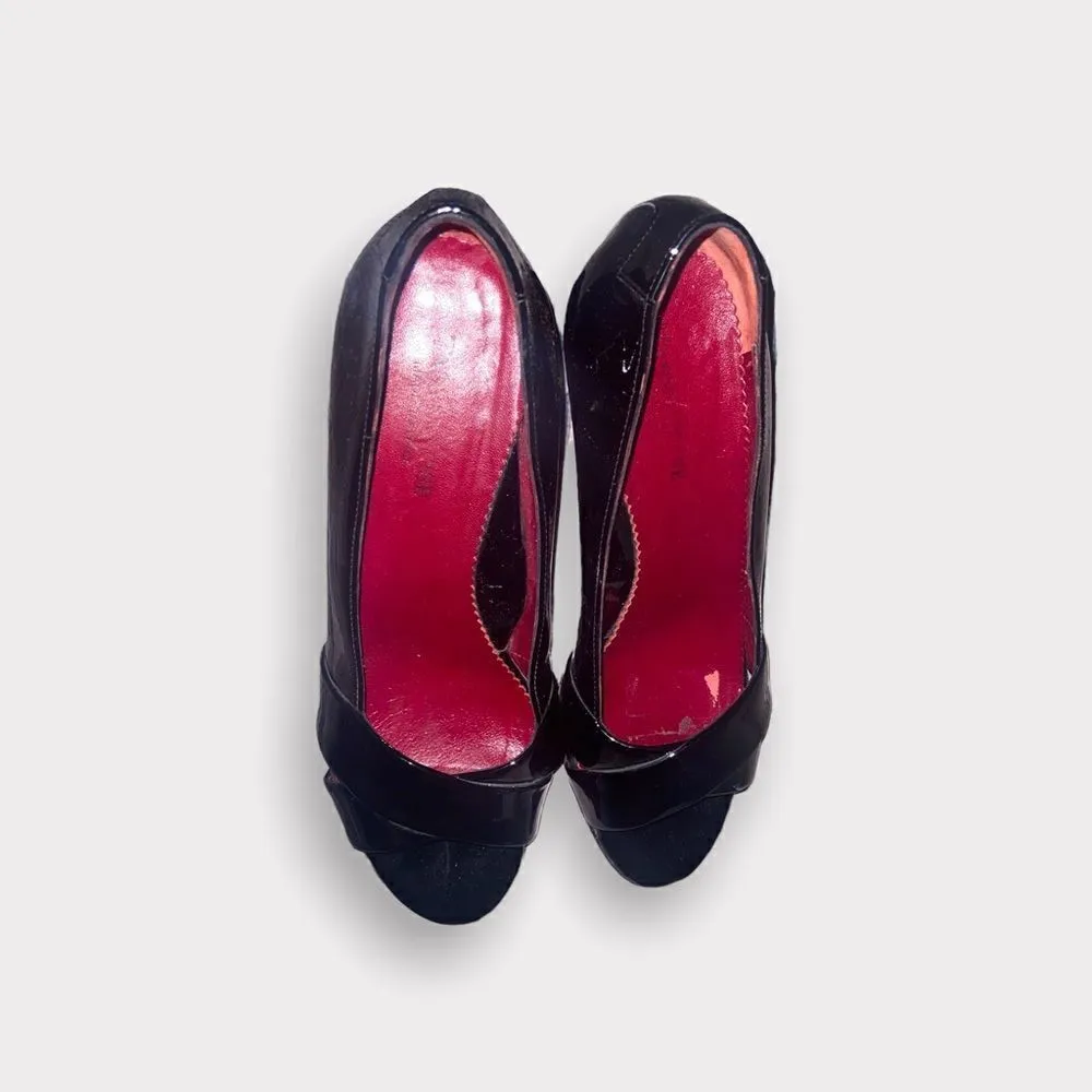 Taryn Rose Black Patent Leather Shoes Size 8 - Image 4