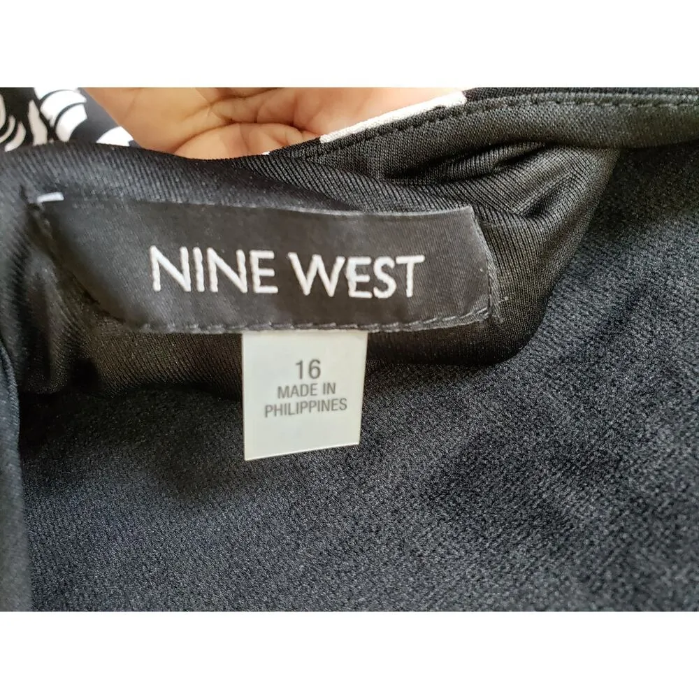 Nine West Sheath Dress Women Size 16 Black Ivory Geo Print Round Neck Sleeveless - Image 2