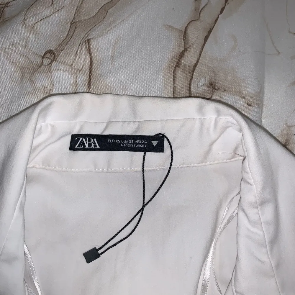 ZARA ‎ Off-White Jacket - Image 4