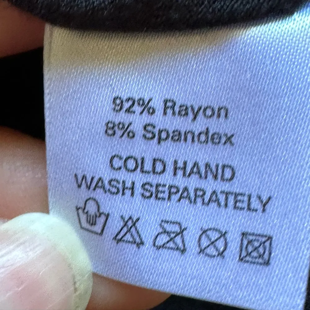 Black Sleeveless Summer Top Draped Knotted In Center Sz. L - Image 9