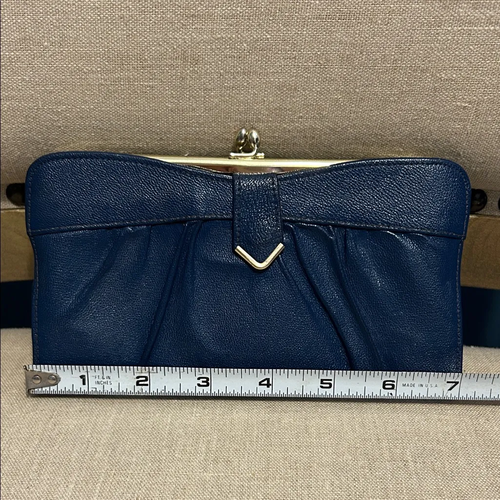 Vintage Moroccan Navy Blue Leather Wallet with Coin Kiss - Image 9