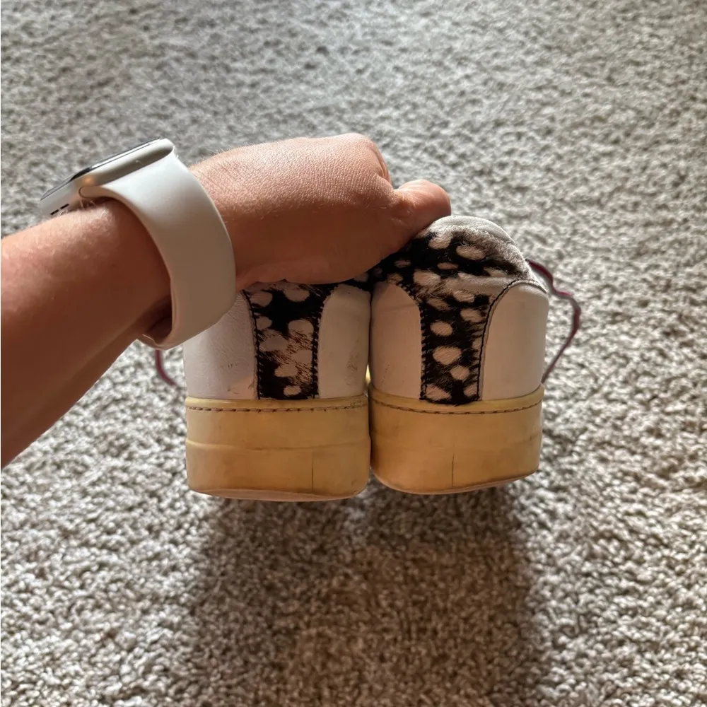 P448 White Red Gray laces size 38 - Image 6