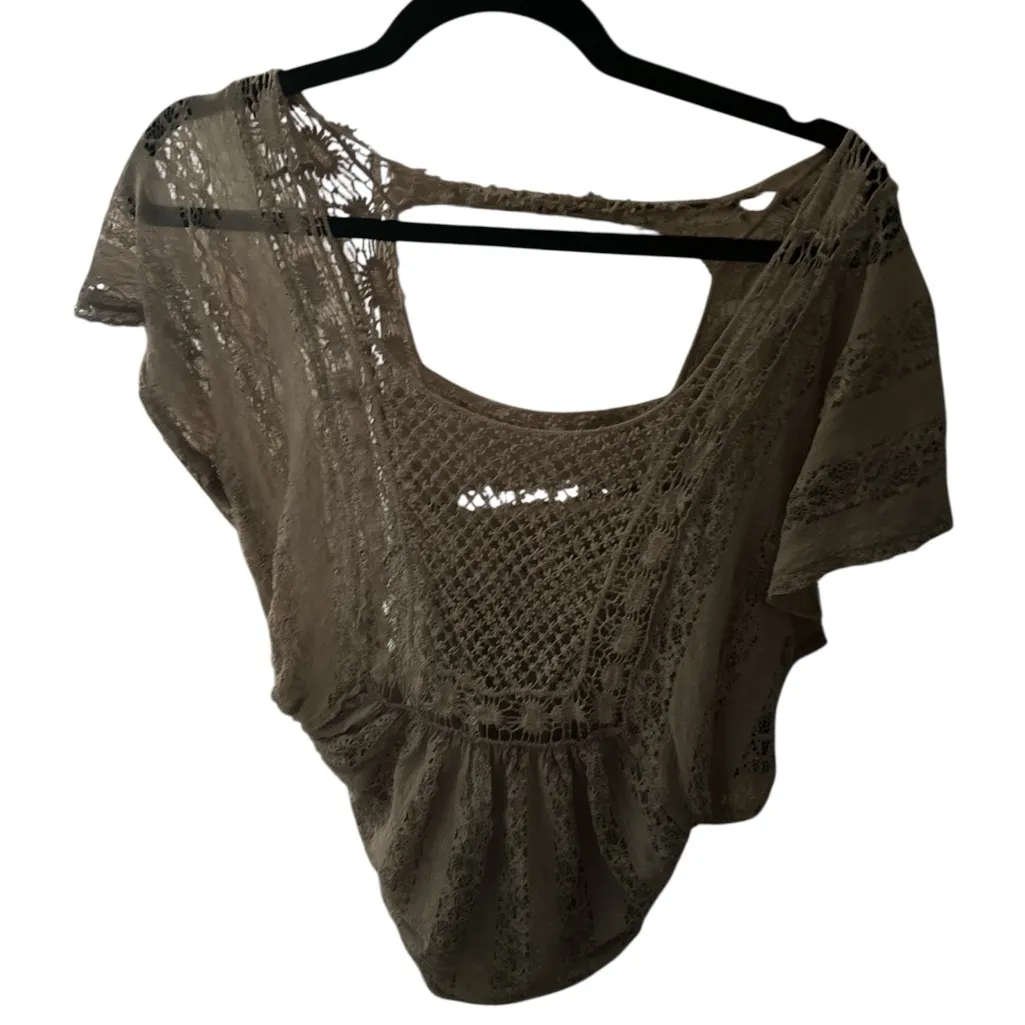 Boho Crochet  Women's Top small - Image 4