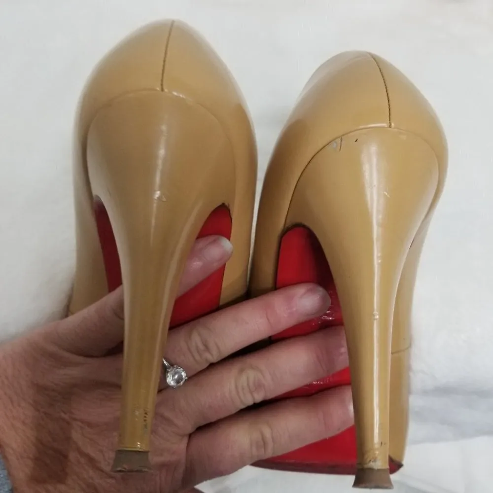 PRICE DROP-Christian Louboutin camel color Patent Leather heels - Image 6