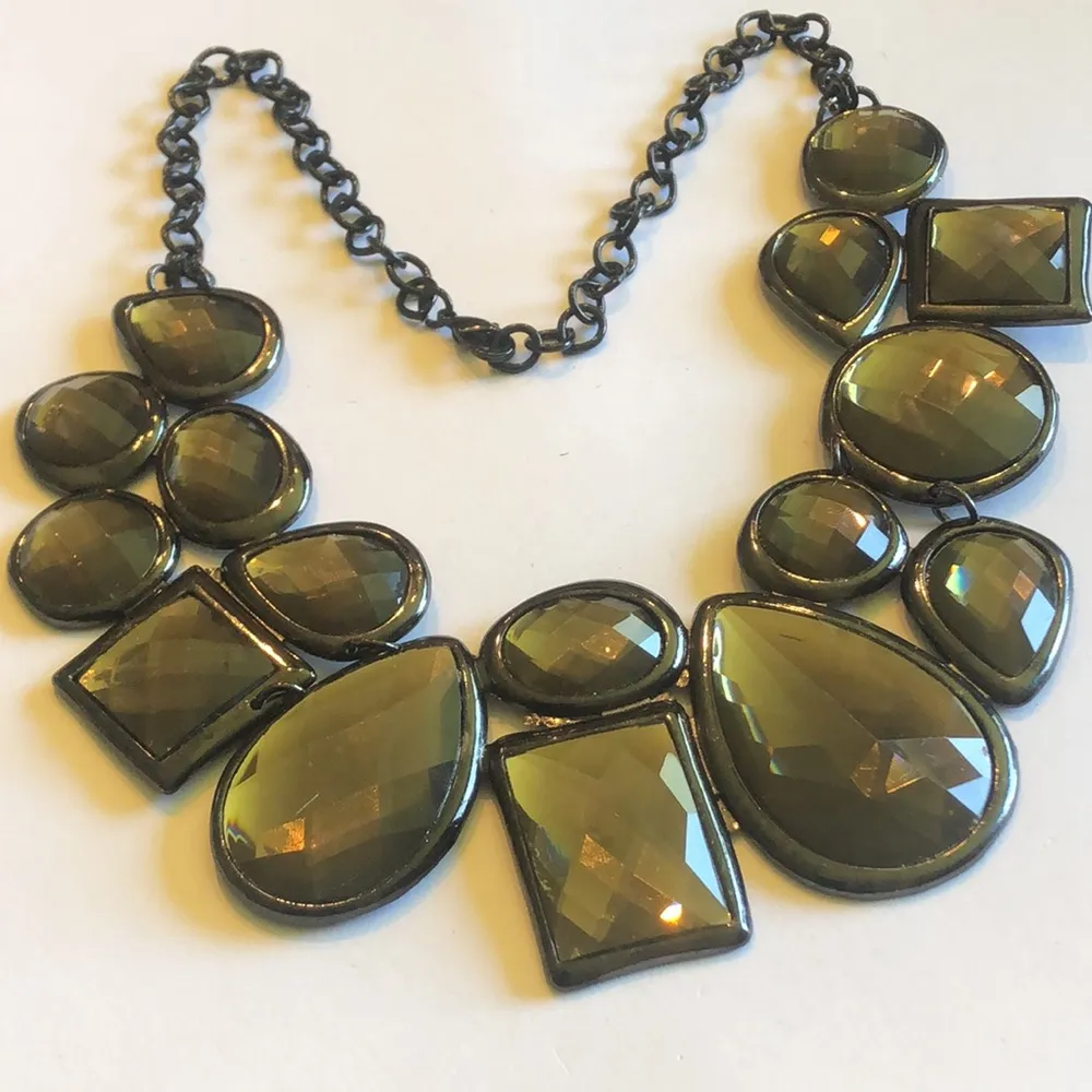 Black & Green Huge Stones Funky Boho Statement Necklace - Image 4