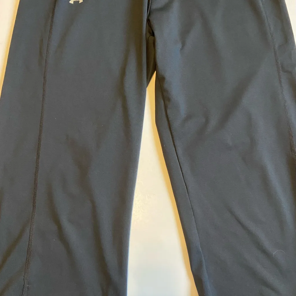 Under Armour Black Leggings with Pink Panels - Image 5